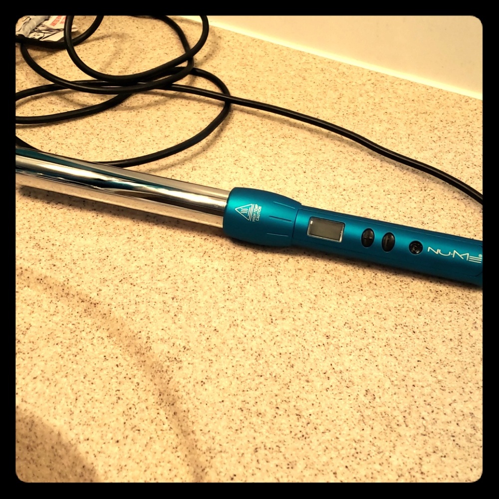 Nume 1 inch curling wand